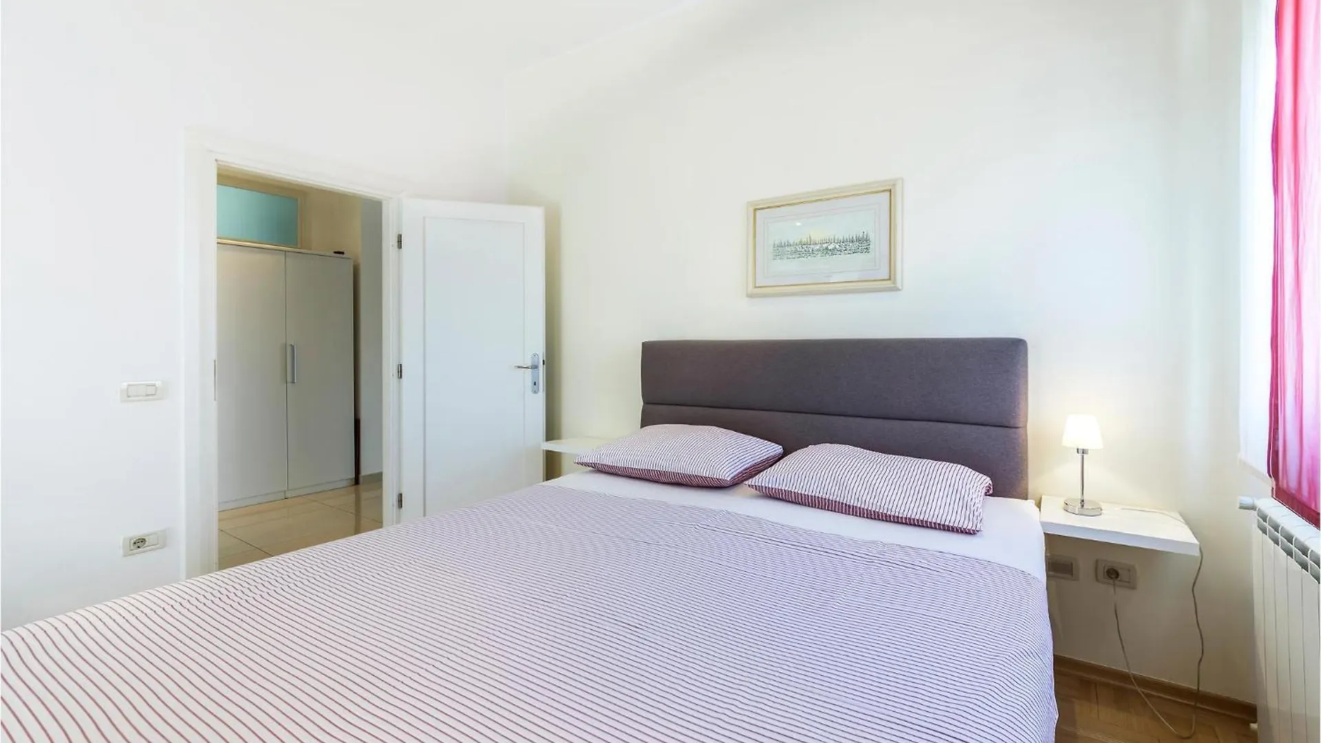2 Bedroom Cozy Apartment In Banjole